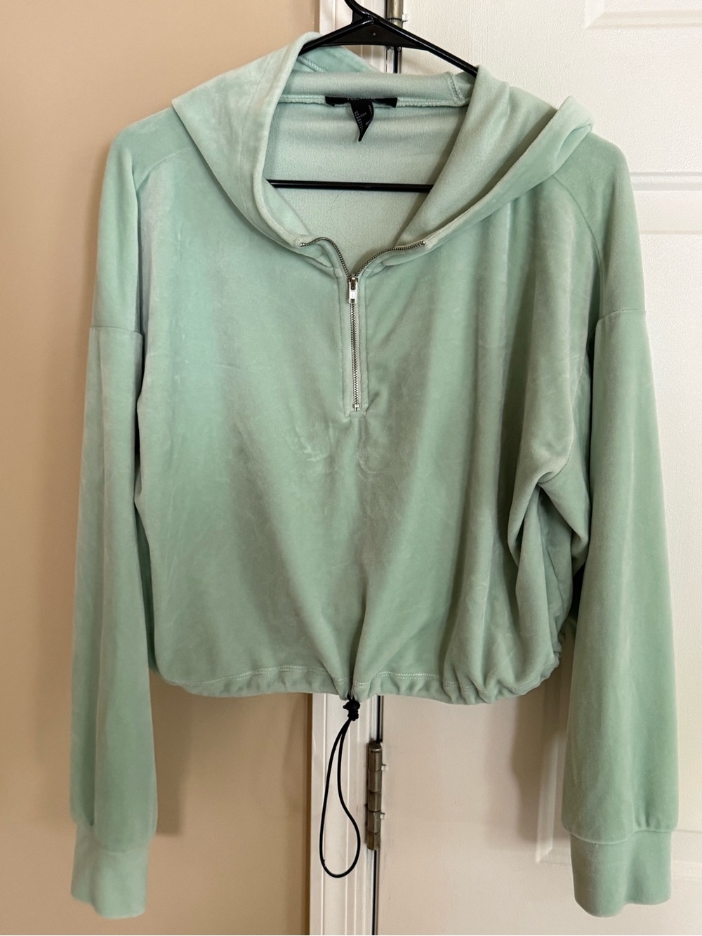 Forever 21 Light Green Half-Zip Hooded Pullover Top